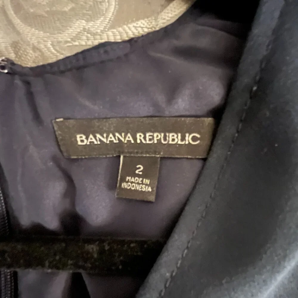 BANANA REPUBLIC Navy Blue Flutter Sleeve Crepe Dress Size 2
